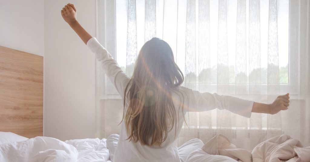 How to Become a Morning Person in 8 Easy Steps