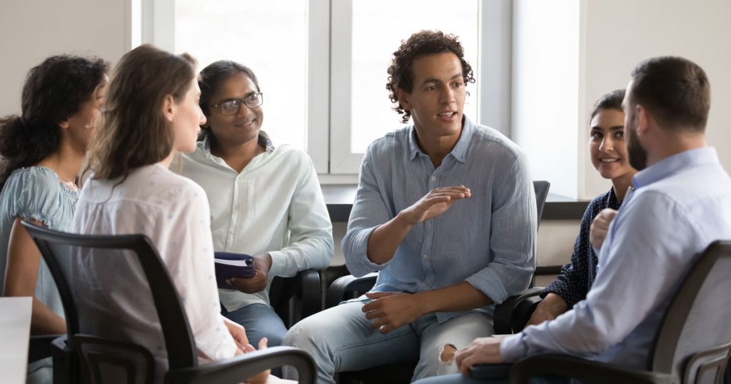 Hustle Culture vs. Quiet Quitting: How Bosses Can Walk the Line