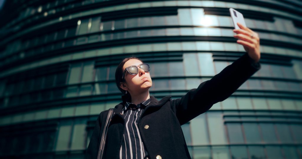 Overcoming Main Character Syndrome in Management