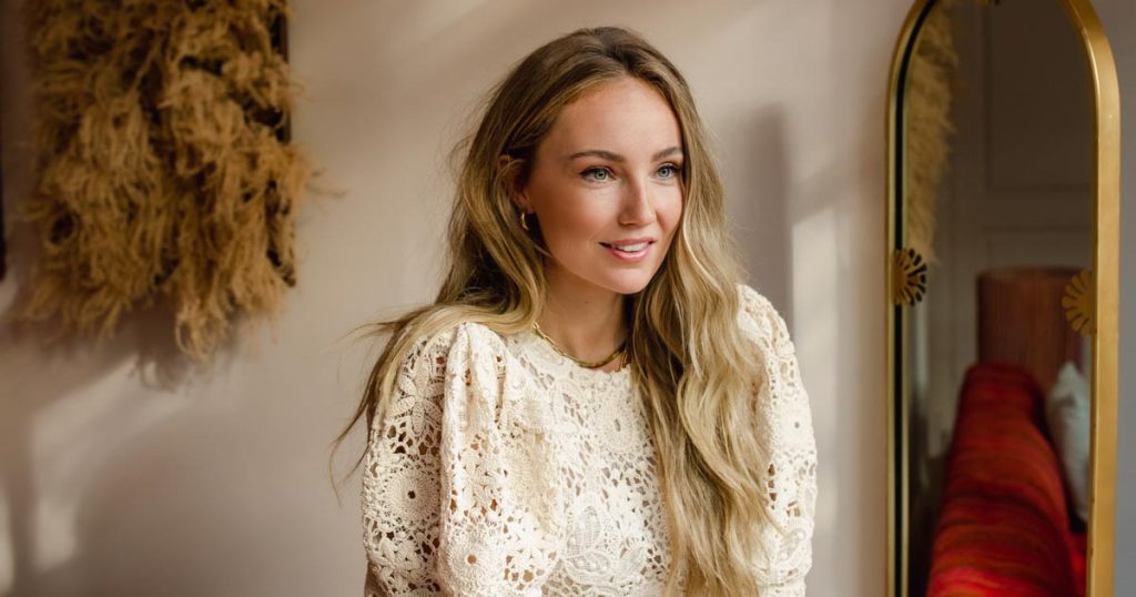 Psychologist Kelly Weekers On Living Authentically