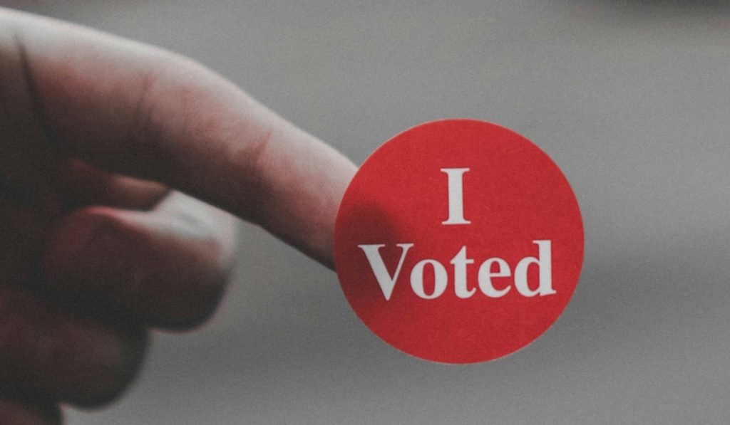 Survey Reveals Interesting Impact of Elections on Dating for QuackQuack Users Survey Reveals Interesting Impact of Elections on Dating for QuackQuack Users