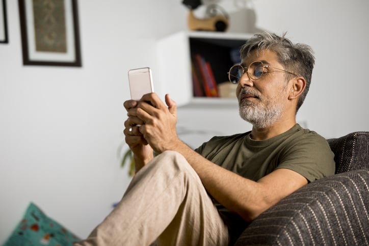 Are Older Adults Glued to Screens as Well? Are Older Adults Glued to Screens as Well?