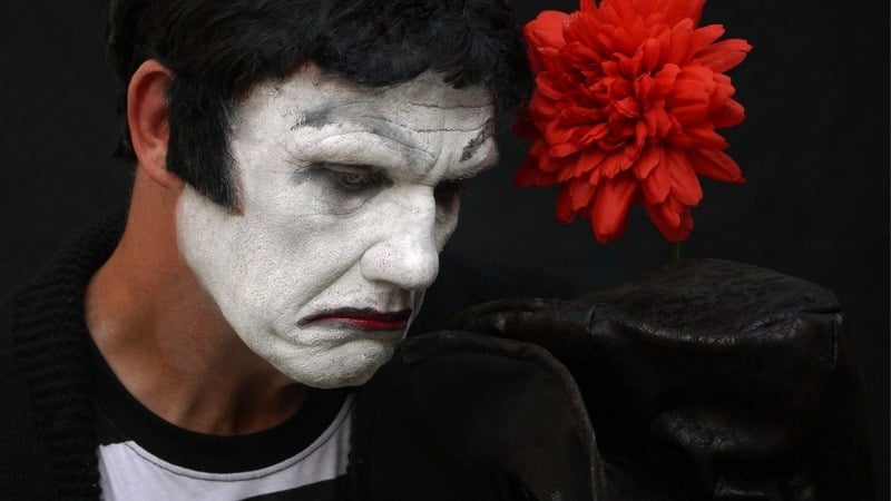 Do Men Need to Be Funny to Be Attractive? Do Men Need to Be Funny to Be Attractive?